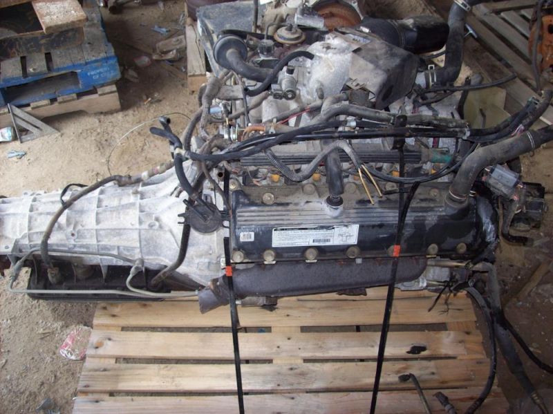1999 Ford V10 Motor and Transmission, 1