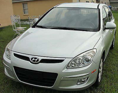 Hyundai : Elantra Touring 2009 hyundai elantra touring hatchback 4 door 2.0 l