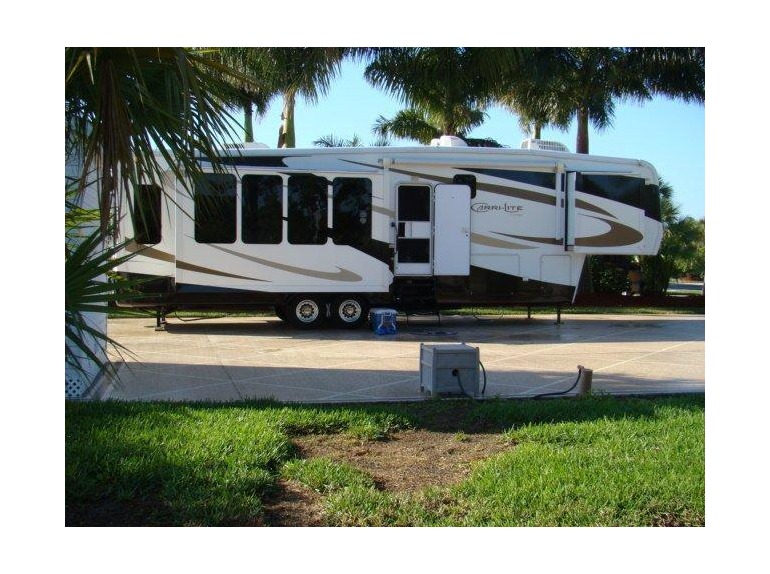 2008 Carriage Carri-Lite 36XTREME5