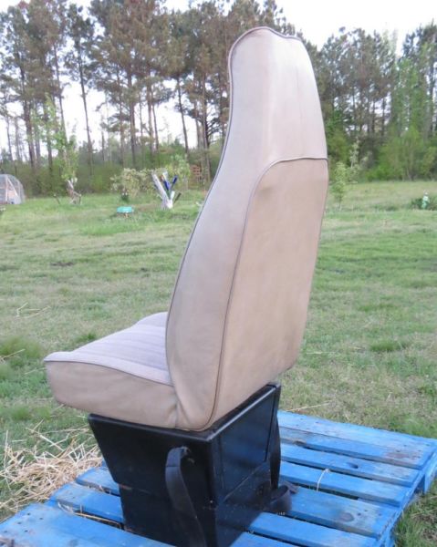 RV Seat, 1