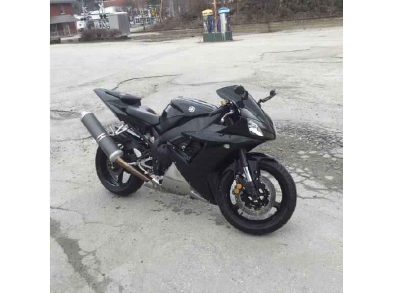 2003 Yamaha Yzf R1