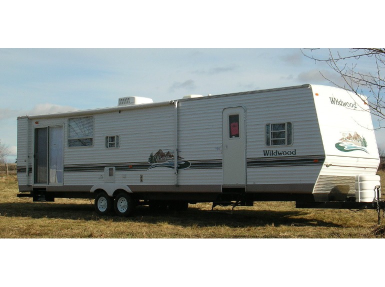 2004 Forest River Wildwood 39RLDS