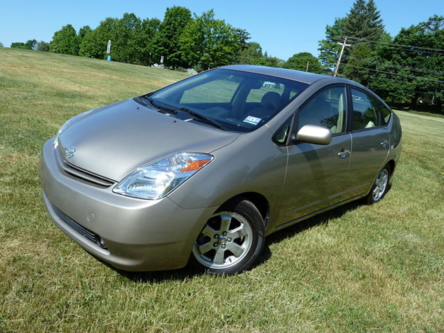 Toyota : Prius HYBRID PACKAGE 6 LOW MILES 2-OWNER 0-ACCIDENT LOADED NAVIGATION JBL-AUDIO XENON LIGHTS BLUETOOTH