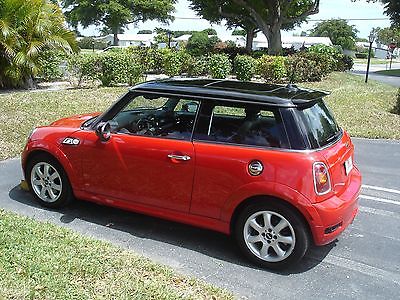 Mini : Cooper S Mini Coopers S Hard Top W/ Sun roof 2010 mini cooper s 45 k one owner adult owned operated excellent condition