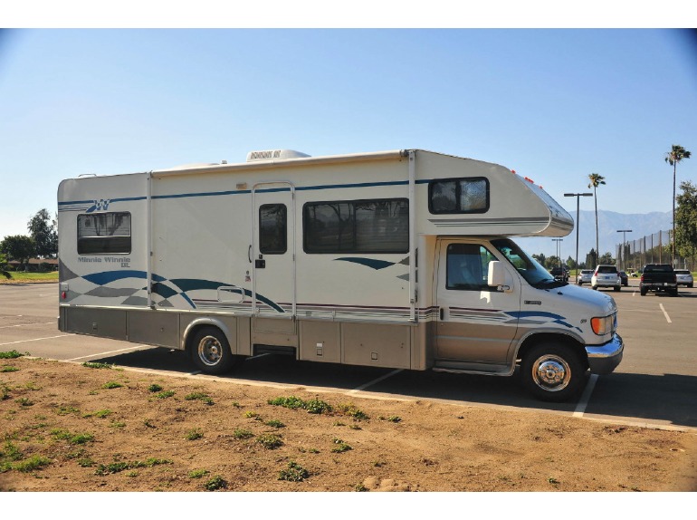 1998 Winnebago Minnie Winnie 29