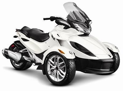 Can-Am : ST  Brand New 2014 Can-Am Spyder ST SE5 White- 2 year factory warranty at BRP Dealer