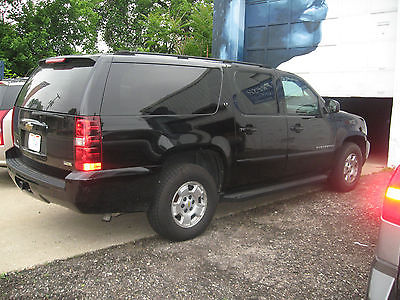 Chevrolet : Suburban SUV 4-Door Black SUV in excellent condition170,000 miles for sale for $13,999