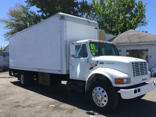 Other Makes 4700 BOX TRUCK International 24FT WITH LIFT GATE NON CDL