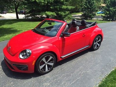 Volkswagen : Beetle-New Loaded One Owner, Barely Used, 2.0L Turbo Beetle Convertible - Loaded