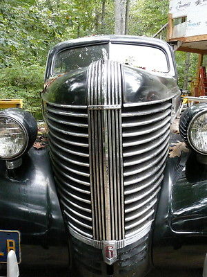 Pontiac : Other 38-2619DA 1938 pontiac deluxe touring sedan