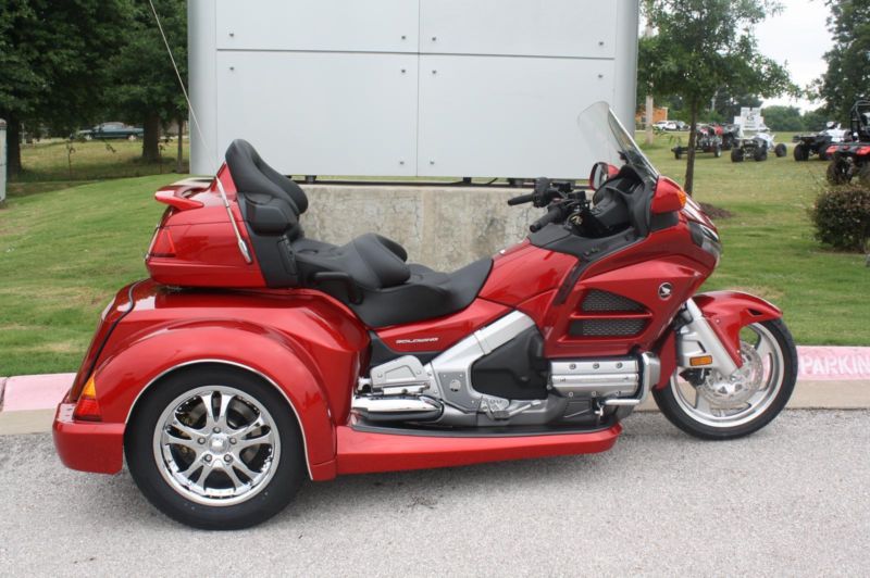 2014 Honda Goldwing GL18HPME Roadsmith Trike, 0