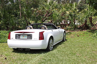 Cadillac : XLR V Convertible 2-Door 2008 cadillac xlr v convertible 2 door 4.4 l