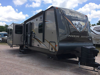 2014 Lacrosse by Forest River Prime Time, 327RES 37'