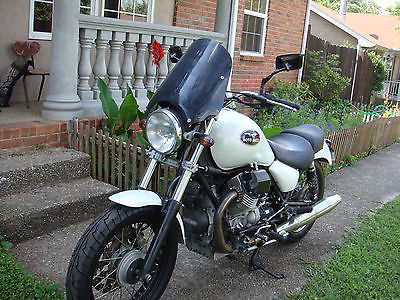 Moto Guzzi : JAC 2000 moto guzzi 1100 cc