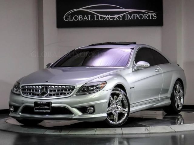 Mercedes-Benz : CL-Class CL63 AMG W CL63 AMG W Coupe Center console trim: alloy leather and wood Rear heat vents