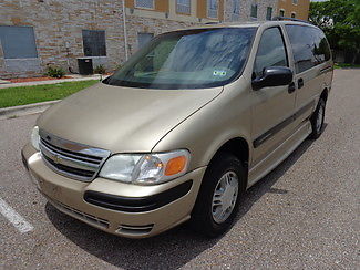 Chevrolet : Venture LS w/Y3G Mobility 2005 cheverolet venture ls mobility van 3.4 l v 6 engine wheel chair accessible