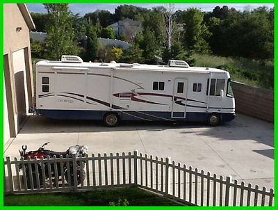 2003 Damon Motor Coach Daybreak 35' Class A 2 Slide Outs Awning Sleeps 6 Furnace