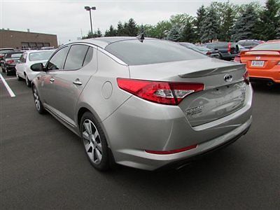 Kia : Optima 4dr Sedan 2.0T Automatic SX 4 dr sedan 2.0 t automatic sx low miles automatic gasoline 2.0 l 4 cyl satin metal