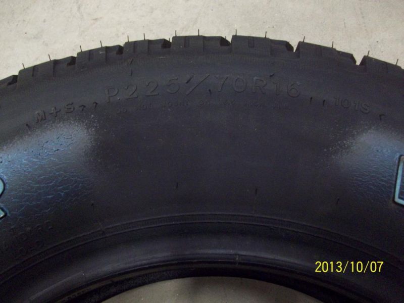 New Goodyear Wrangler HP P225/70R16 Tires, 1