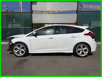 Ford : Focus ST 2.0 Ecoboost 252 HP 6 Speed Turbo 202A ST3 NAV Repairable Rebuildable Salvage Wrecked Runs Drives Project Needs Fix Low Mile