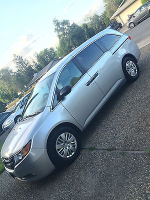 Honda : Odyssey LX 2014 honda odyssey lx 5 door van excellent condition