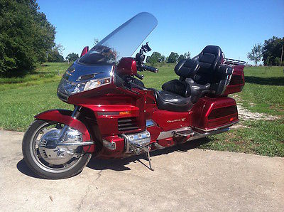 Honda : Gold Wing 2000 goldwing gl 1500 se anniversary edition with low mileage and lots of extras