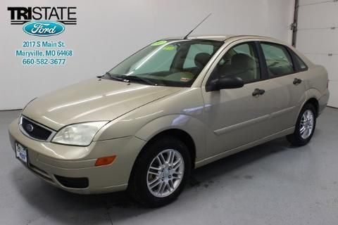 2007 FORD FOCUS 4 DOOR SEDAN