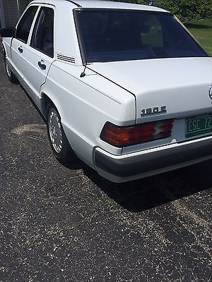 Mercedes-Benz : 190-Series white Mercedes Benz 1992 190E 2.3 Very clean $2950.00/OBO