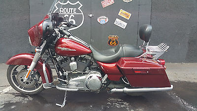 Harley-Davidson : Touring Harley Davidson Street Glide classic fresh maintained, clean and runs very well