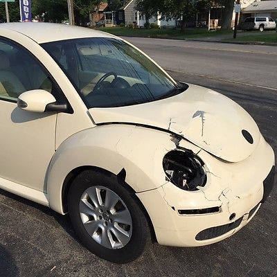 Volkswagen : Beetle-New S 09 2009 volkswagen vw beetle salvage runs drives front damage repairable nice