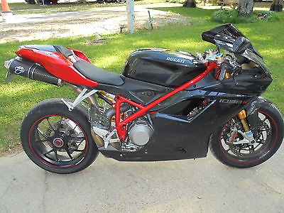 Ducati : Superbike DUCATI 1098S SUPERBIKE (LOW MILES)