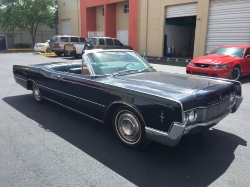Lincoln Continental 999999 miles