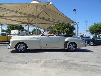 Lincoln : Continental CONVERTIBLE LINCOLN VERY VERY RARE FIND 1 OF 136 BUILD  THIS IS NUMBER 21 .... WOW