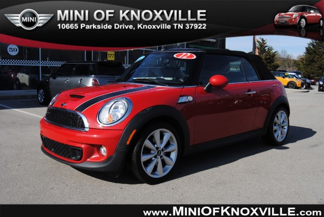 2012 MINI Cooper S Base Knoxville, TN