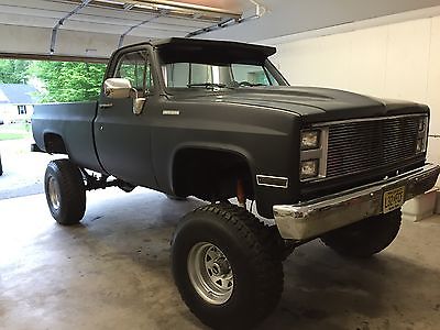 Chevrolet : C/K Pickup 2500 Pick up 1987 chevy pick up lifted