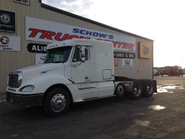 Freightliner cl12064st-columbia 120 tri-axle sleeper for sale