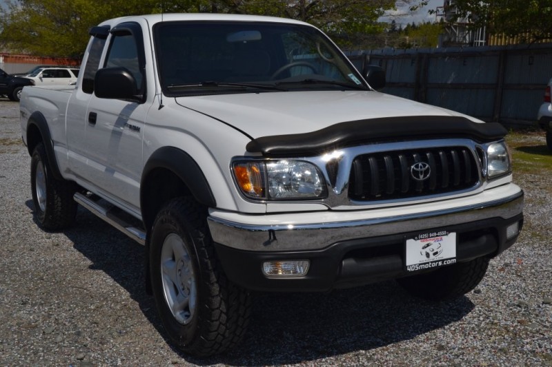 2002 Toyota Tacoma Base