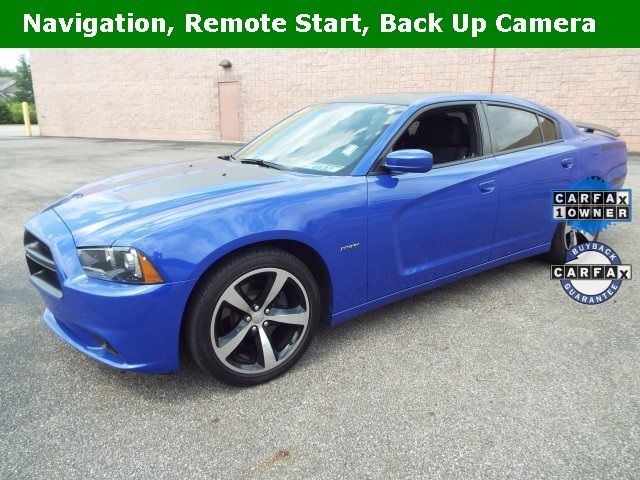 Dodge : Charger R/T R/T 5.7L CD 6 Speakers AM/FM radio: SiriusXM Audio Jack Input for Mobile Devices