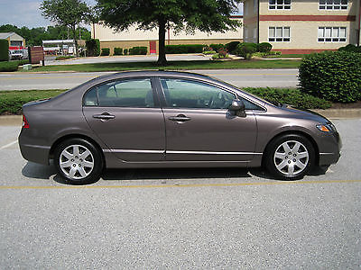 Honda : Civic LX Sedan 4-Door 2010 honda civic lx 4 door automatic one owner low miles