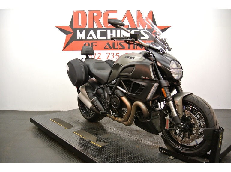 2011 Ducati Diavel Carbon