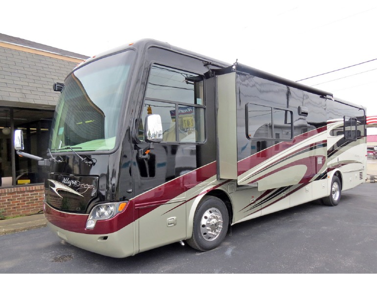 2015 Tiffin Motor Homes ALLEGRO BREEZE 32BR