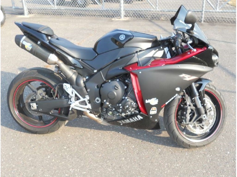 2009 Yamaha YZF-R1