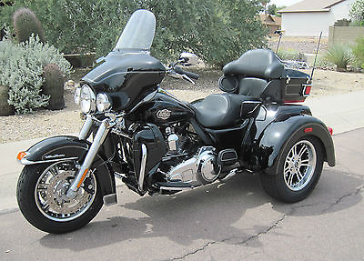 Harley-Davidson : Touring 2009 ultra classic tri glide flhtcutg low miles warranty awesome condition