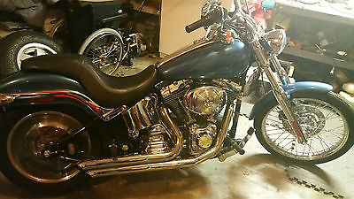 Harley-Davidson : Softail 2005 harley duece 1450 cc twin cam 88 only 4511 miles