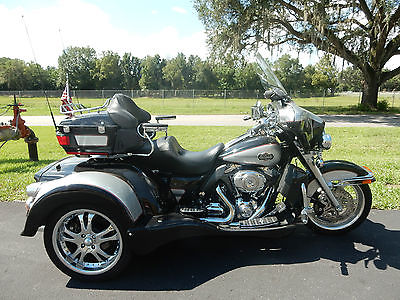 Harley-Davidson : Touring ULTRA CLASSIC TRIKE, ROADSMITH CONVERSION, REVERSE, 6SPD, ONE OWNER, LOADED