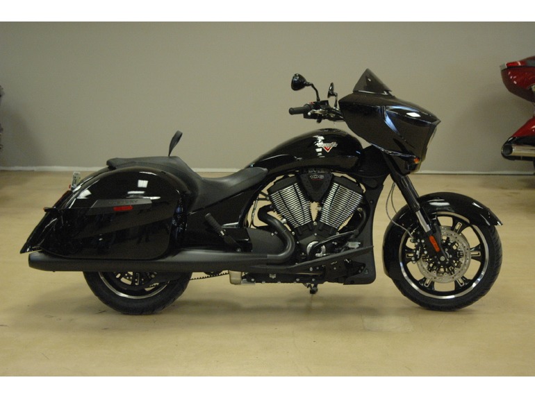 2015 Victory Cross Country 8-Ball Gloss Black