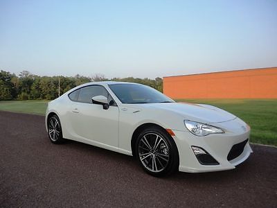 Scion : FR-S Base Coupe 2-Door FRS FR-S WRX STI EVO SPEED LOW MILES 1 OWNER WOW ! TAKE A LOOK ! AS NEW ! SAVE $