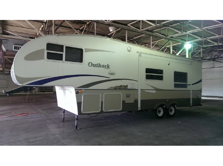 2005 Keystone Outback 29FBHS SYDNEY EDITION