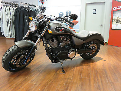 Victory : Gunner 2015 victory gunner instock ready to delivery