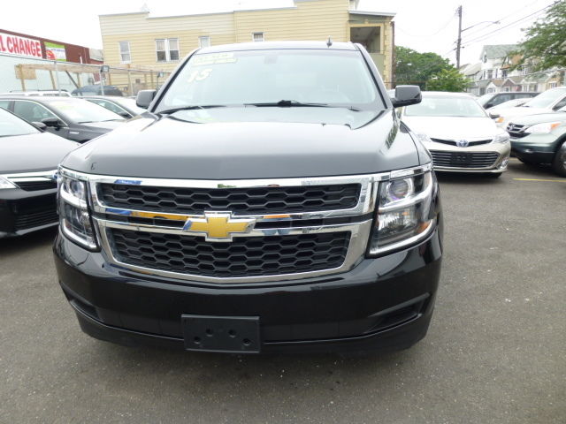 Chevrolet : Suburban suburban LS Garage kept Certified Excellent condition Low miles Must sell Off lease